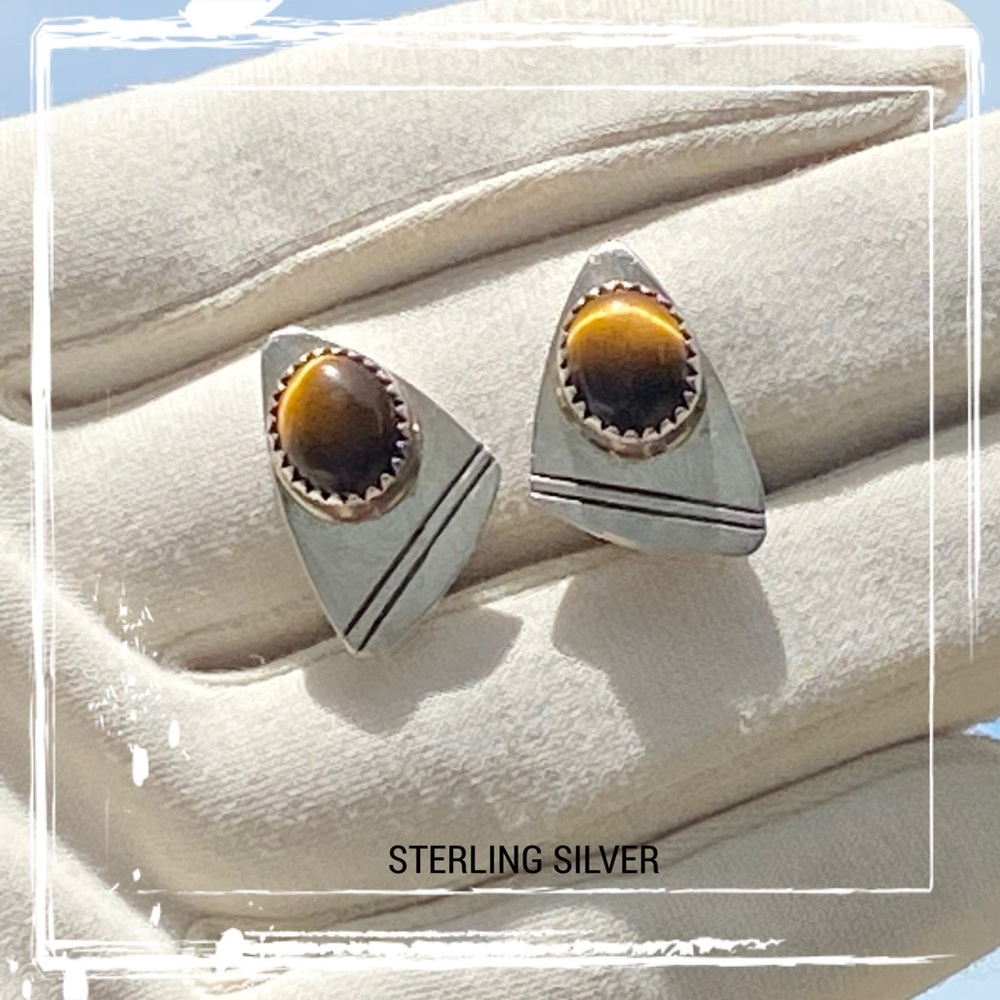 SIGNED-Herbert Cayatineto Navajo Sterling Silver Tiger’s Eye Clip On Earrings - Picture 2 of 11